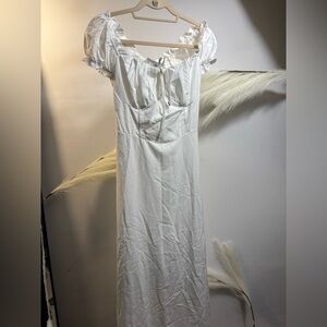 (#62) White Puff-Sleeve Midi Dress with Sweetheart Neckline